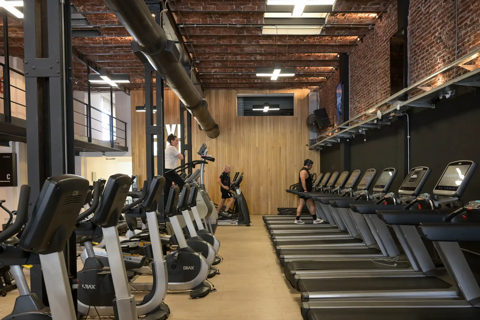 Cintas y equipos de cardio de Full Fitness Bahía Blanca