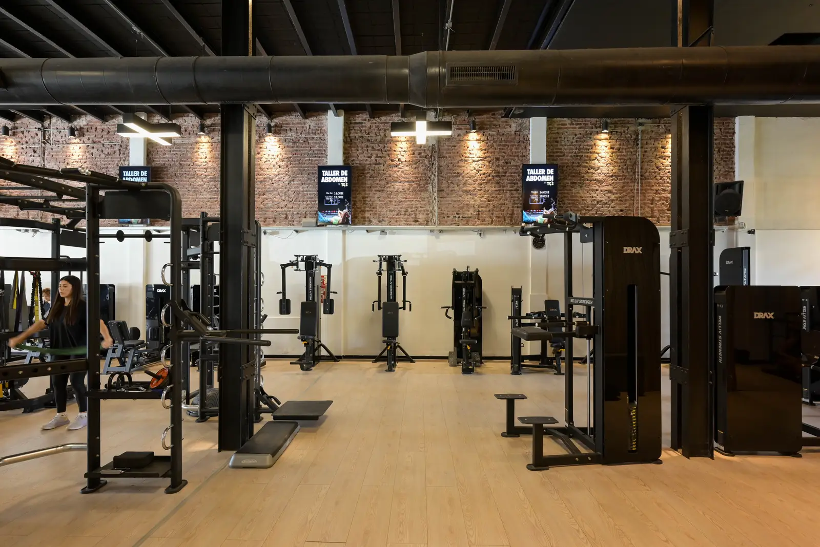 Equipamiento de musculación de Full Fitness Bahía Blanca